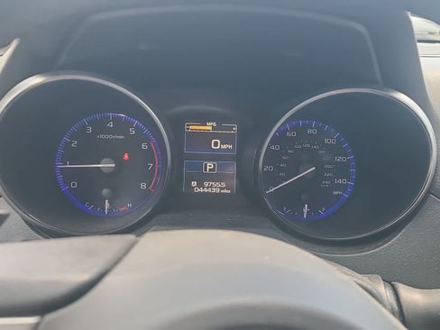 Used 2015 Subaru Legacy 2.5i Premium AWD/4WD image 4