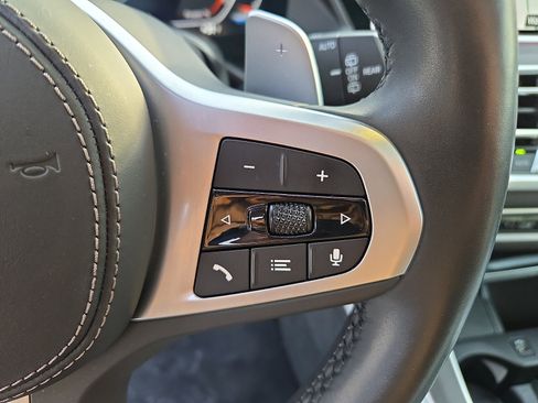 Used 2023 BMW X5 xDrive40i w/ Executive Package image 24