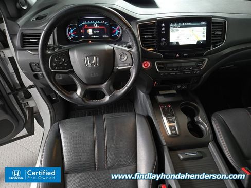 Certified 2022 Honda Pilot TrailSport image 13