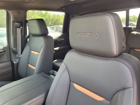 New 2026 GMC Sierra 1500 AT4 w/ AT4 Premium Package AWD/4WD image 22