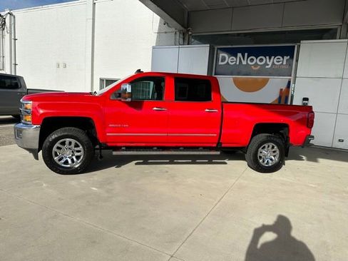 Used 2016 Chevrolet Silverado 2500 LTZ w/ Duramax Plus Package AWD/4WD image 15