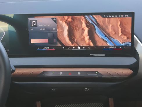 Used 2025 BMW X3 xDrive30i w/ Premium Package image 18