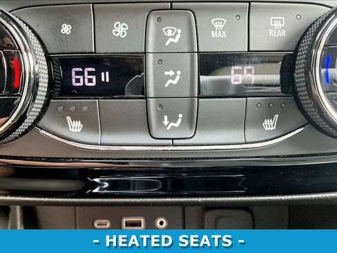Used 2020 Buick Encore GX Select AWD/4WD image 36