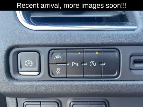 Used 2023 Chevrolet Tahoe LT AWD/4WD image 35