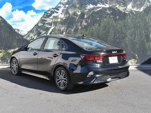 Used 2022 Kia Forte GT-Line image 9