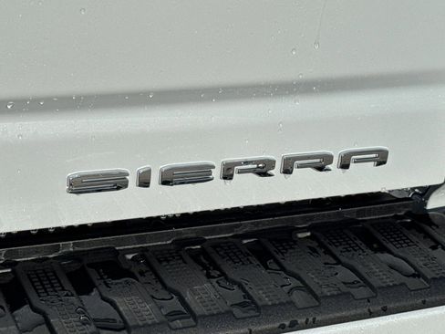 New 2026 GMC Sierra 2500 Denali w/ Denali Reserve Package image 11
