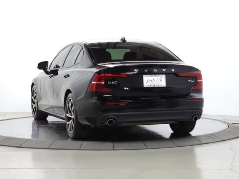 Used 2019 Volvo S60 T6 Momentum w/ Premium Package AWD/4WD image 6