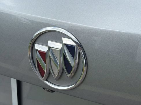 Used 2023 Buick Envision Avenir FWD image 10