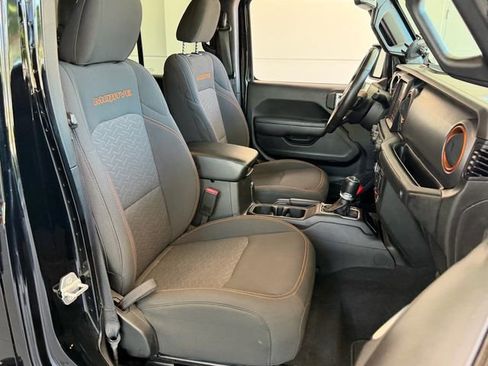Used 2023 Jeep Gladiator Mojave w/ Cold Weather Group AWD/4WD image 17