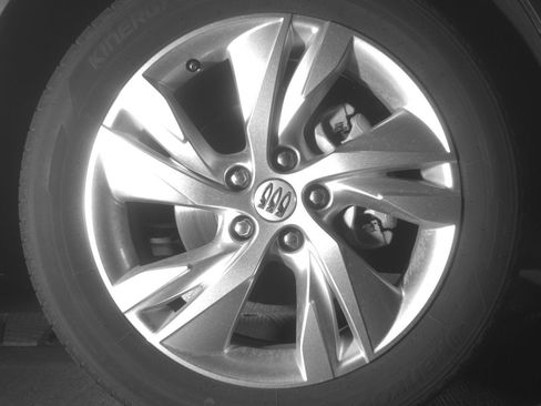 Used 2025 Buick Encore GX Preferred AWD/4WD image 13