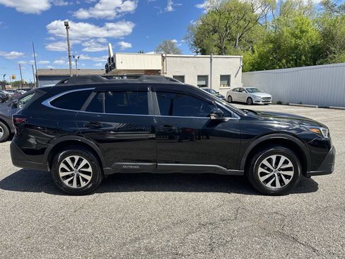 Used 2020 Subaru Outback Premium AWD/4WD image 8