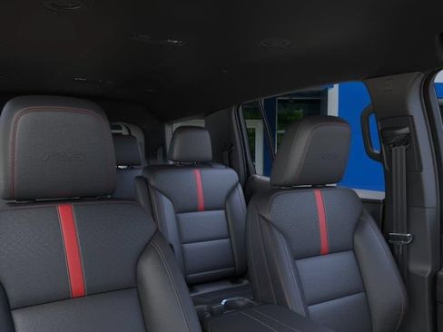 New 2027 Chevrolet Traverse RS w/ LPO, Floor Liner Package AWD/4WD image 24