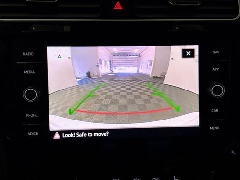 Used 2021 Volkswagen GTI SE FWD image 26