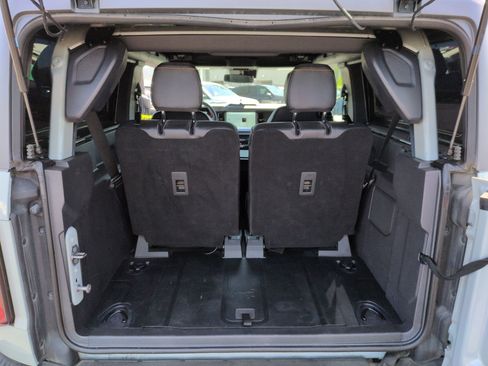 Used 2023 Ford Bronco Badlands w/ Sasquatch Package image 31