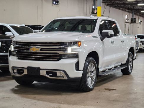 Used 2021 Chevrolet Silverado 1500 High Country w/ Technology Package AWD/4WD image 4