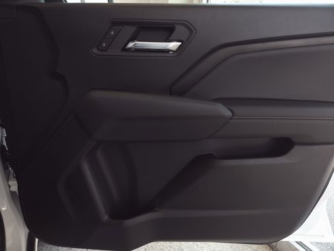 New 2025 GMC Canyon Elevation w/ Convenience Package image 36