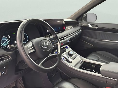 Used 2023 Hyundai Palisade Calligraphy image 23