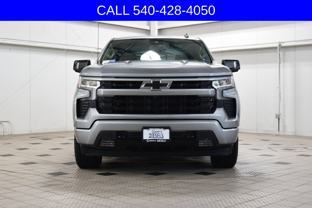 Used 2023 Chevrolet Silverado 1500 RST AWD/4WD image 2