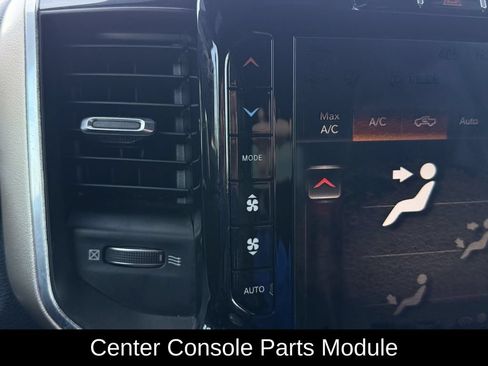 Used 2019 RAM 1500 Laramie w/ Sport Appearance Package AWD/4WD image 25