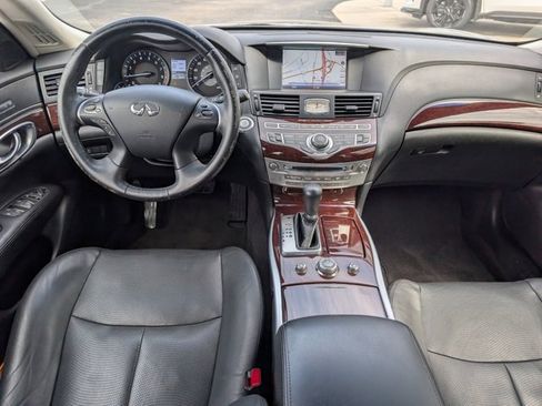 Used 2017 INFINITI Q70 L 3.7 image 11