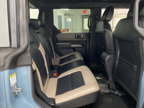 Used 2022 Ford Bronco Wildtrak image 17