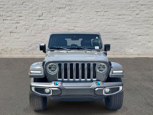 Used 2022 Jeep Wrangler Unlimited Sahara w/ Safety Group AWD/4WD image 10