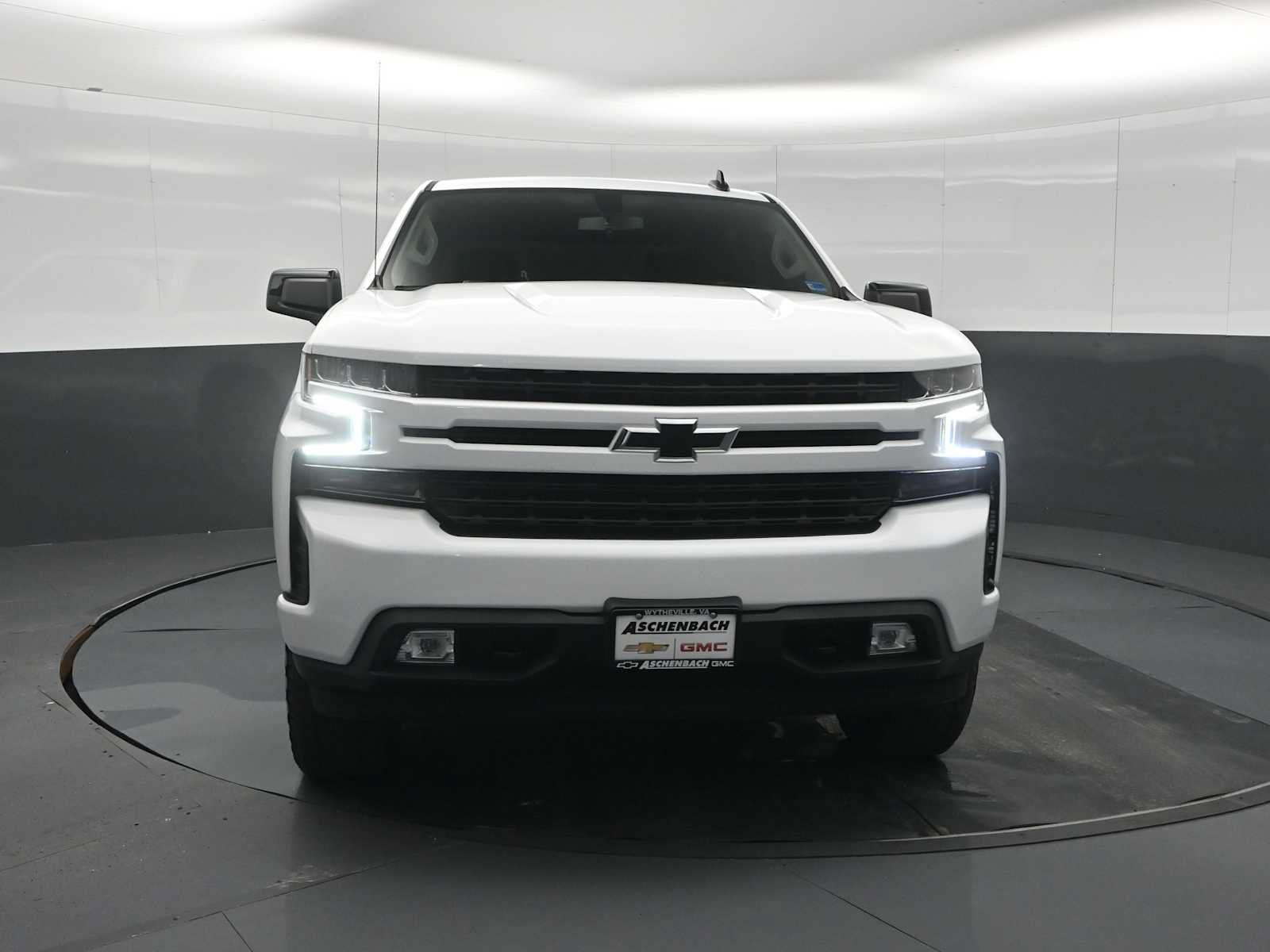Used 2021 Chevrolet Silverado 1500 RST AWD/4WD image 3