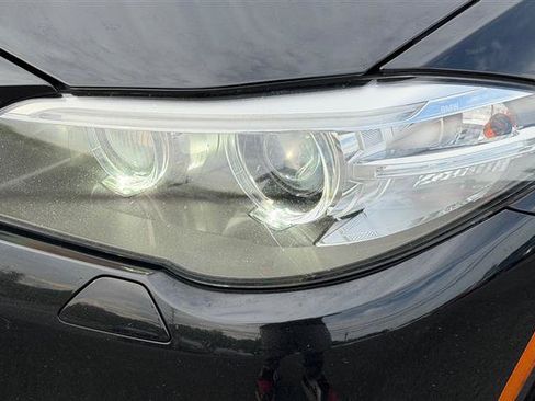 Used 2014 BMW 535i xDrive Sedan AWD/4WD image 12