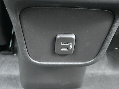 Used 2024 Chevrolet Equinox LT AWD/4WD image 38