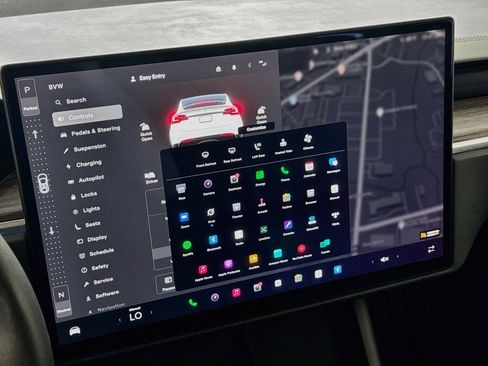 Used 2022 Tesla Model X AWD/4WD image 18