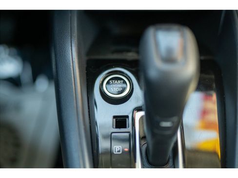 Used 2025 Nissan Versa SV w/ Trunk Package FWD image 14