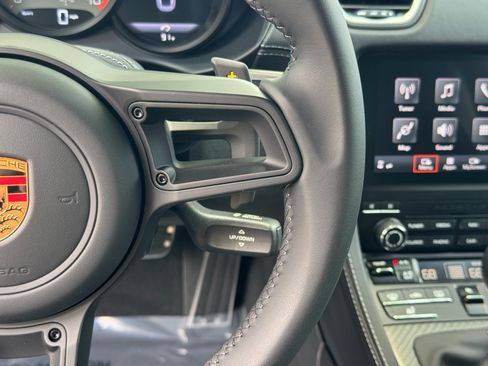 Used 2025 Porsche 718 Cayman GT4 RS RWD image 44