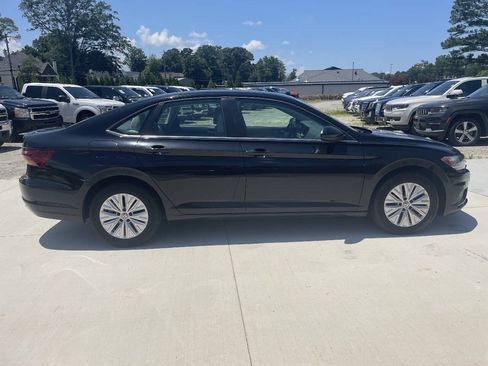 Used 2019 Volkswagen Jetta S FWD image 11