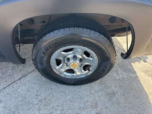 Used 2004 Chevrolet Silverado 1500 LS image 18