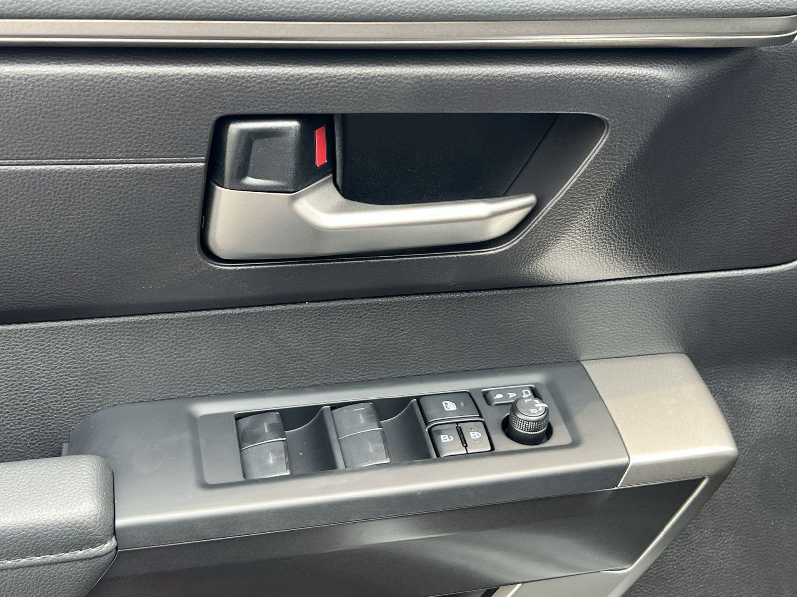 New 2026 Toyota Sequoia SR5 AWD/4WD image 12