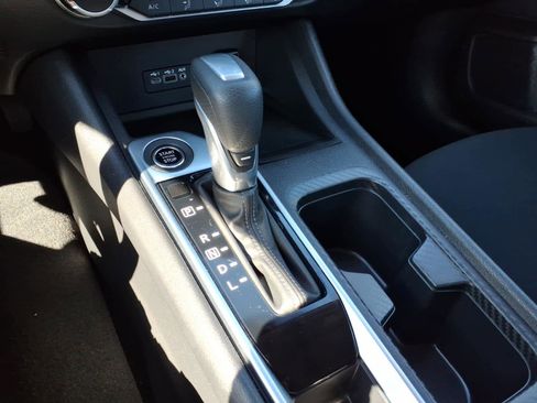 Certified 2023 Nissan Sentra SV FWD image 19