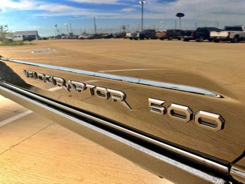 Used 2025 Ford Bronco Raptor AWD/4WD image 9