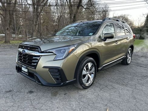 Certified 2023 Subaru Ascent Premium w/ Convenience Package AWD/4WD image 4
