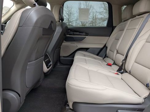 New 2025 Lincoln Nautilus Premier w/ Jet Appearance Package image 12