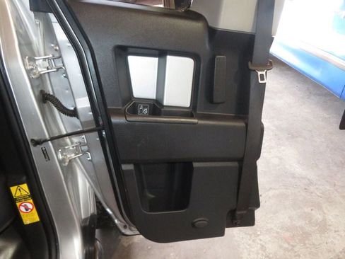 Used 2007 Toyota FJ Cruiser 4WD w/ Upgrade Pkg 1 image 21