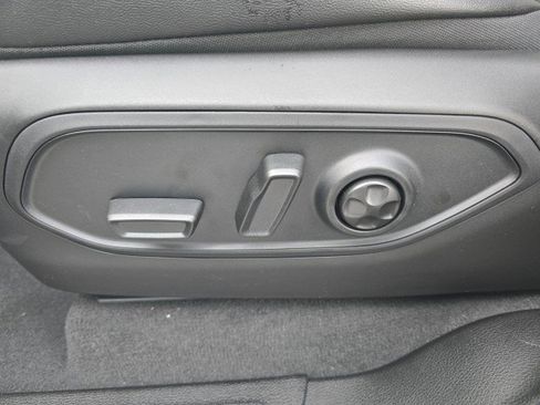 New 2025 Jeep Grand Cherokee Limited image 28