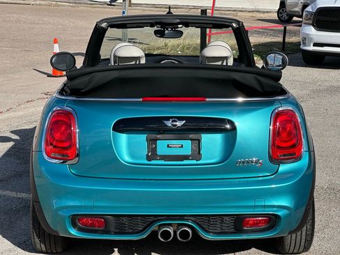 Used 2017 MINI Cooper S image 10