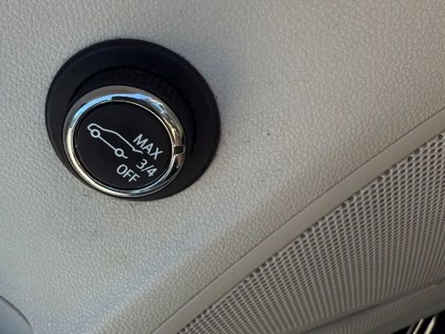 Used 2023 Buick Envision Preferred FWD image 23