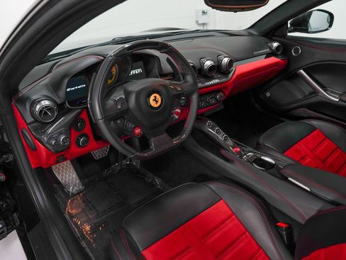 Used 2016 Ferrari F12 Berlinetta image 40