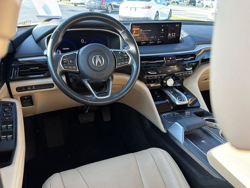 Used 2023 Acura MDX FWD image 18