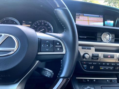 Used 2016 Lexus ES 350 FWD image 24