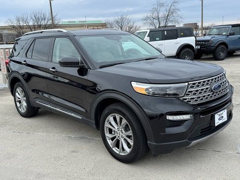 Certified 2023 Ford Explorer Limited image 6