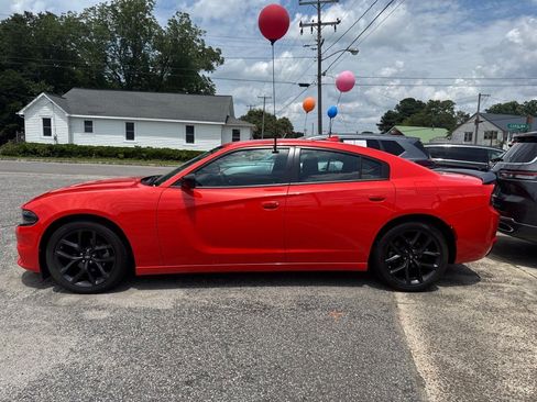 Used 2023 Dodge Charger SXT w/ Blacktop Package image 2