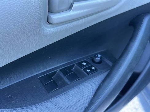 Used 2022 Toyota Corolla LE image 16