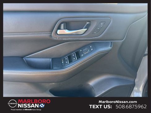 Certified 2022 Nissan Rogue SL w/ SL Premium Package image 19